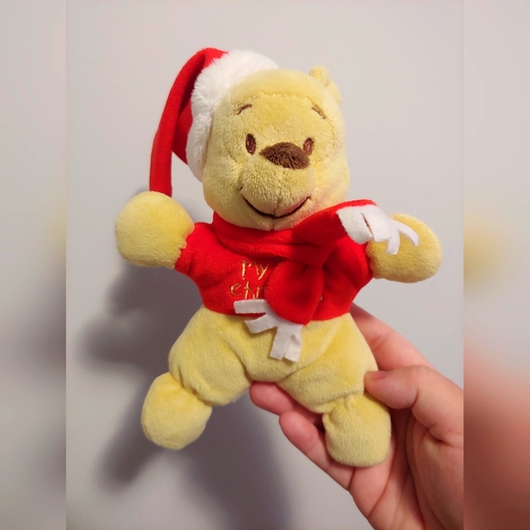 Disney Baby My First Christmas Winnie the Pooh Stuffed Toy - Picture 1 of 4